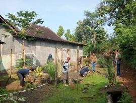 Kalurahan Pengkol Galakkan Gerakan Jumat Bersih Menuju Gunungkidul Bebas Sampah